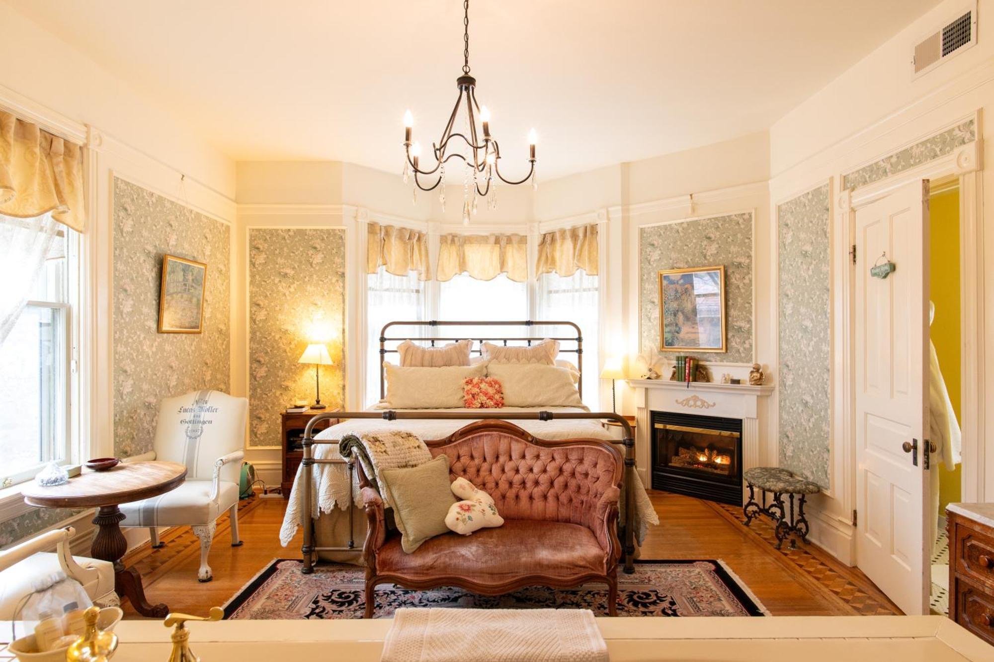 King Suite