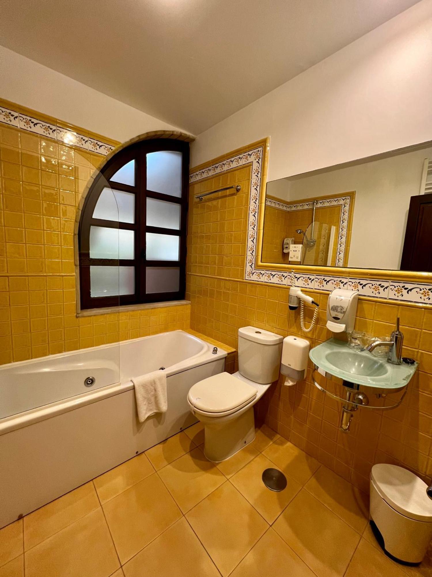 Double Room Hydromassage Bath Balcony,1617467252:JPEG
