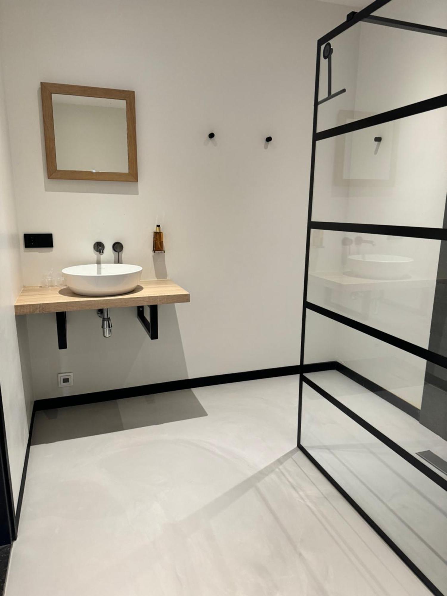 One-Bedroom Apartment,1617839978:JPEG