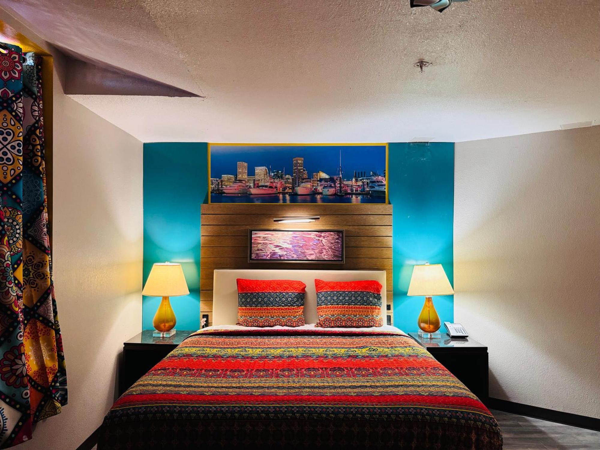 Deluxe Queen Room