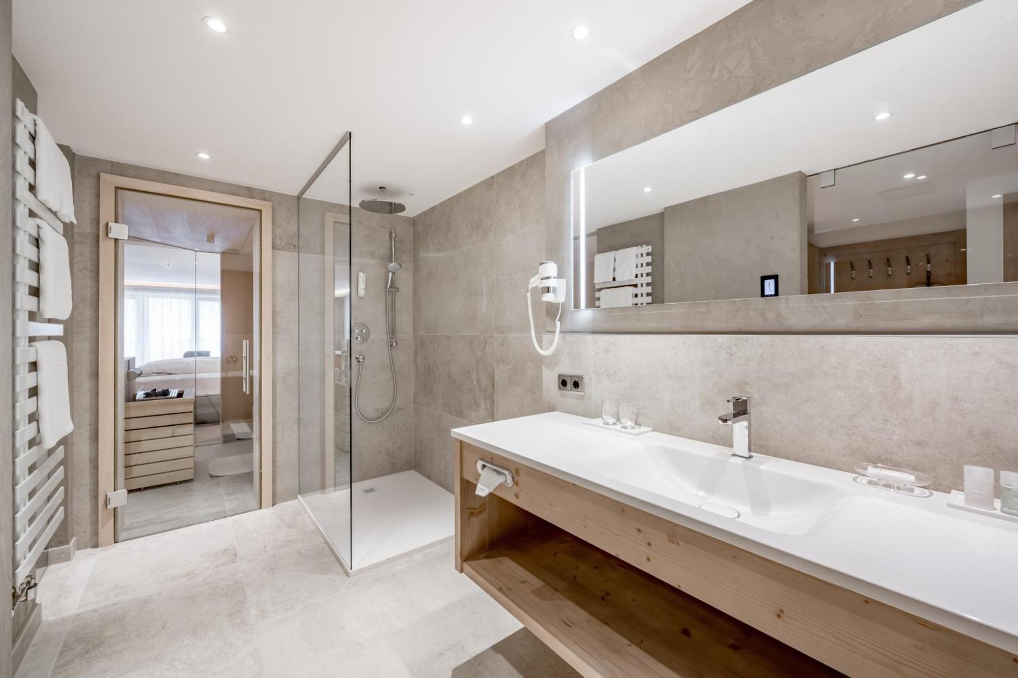 Junior Suite Sauna,1617852131:JPEG