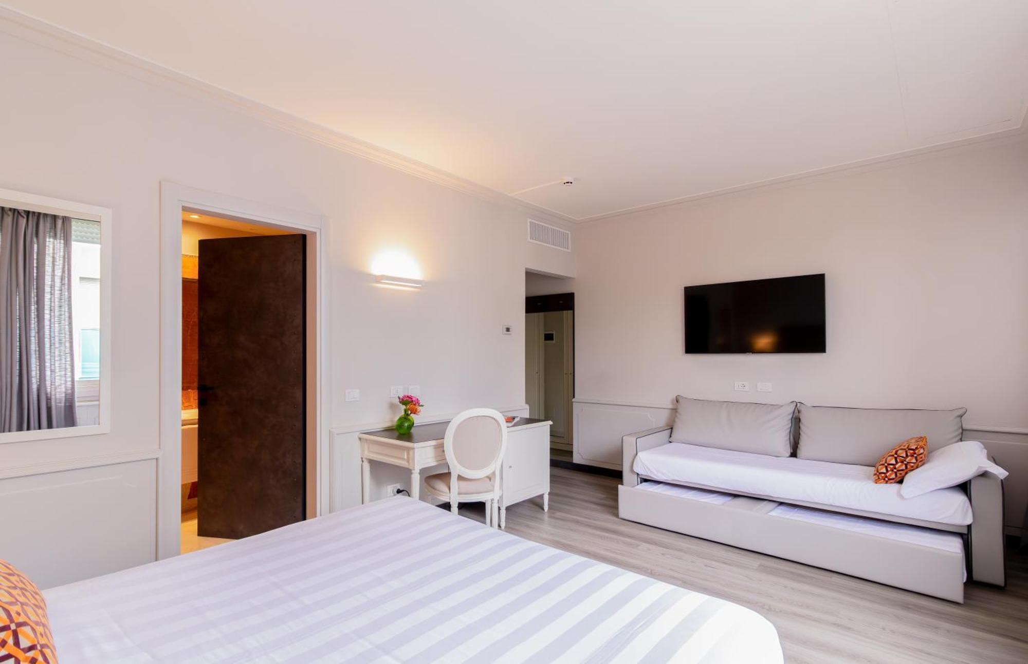 Executive Quadruple Room
