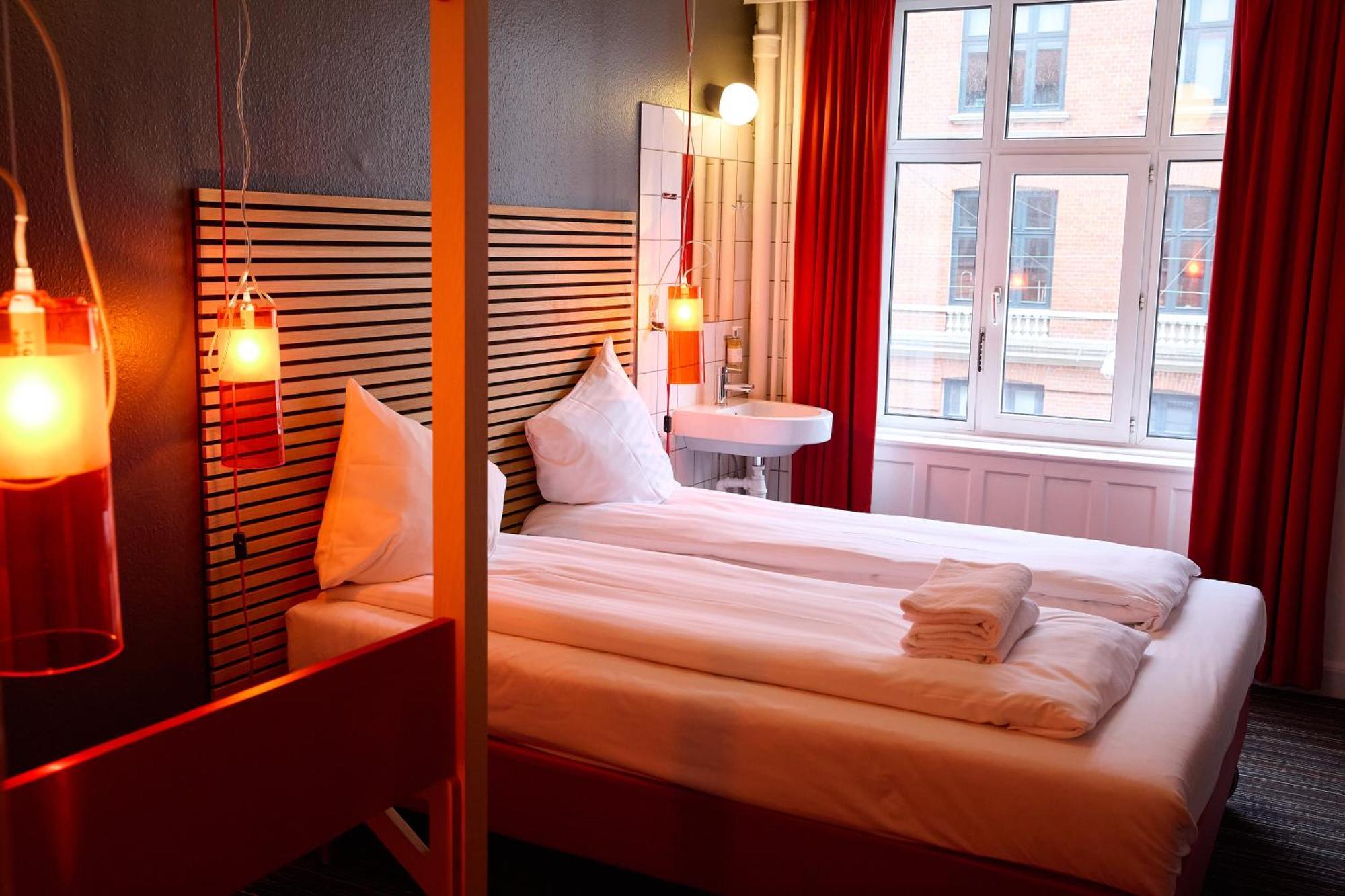 Double or Twin Room,1618265757:JPEG