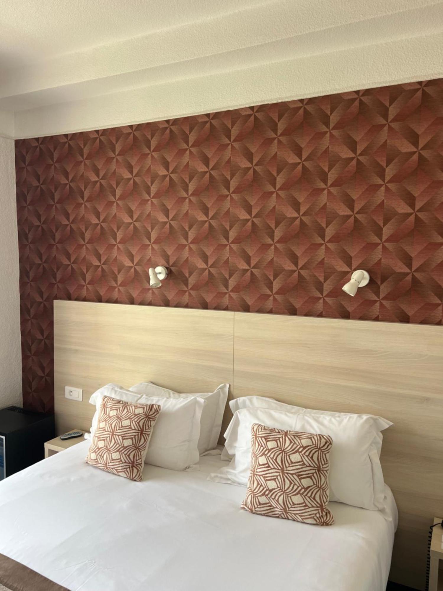 Standard Double or Twin Room,1618267645:JPEG