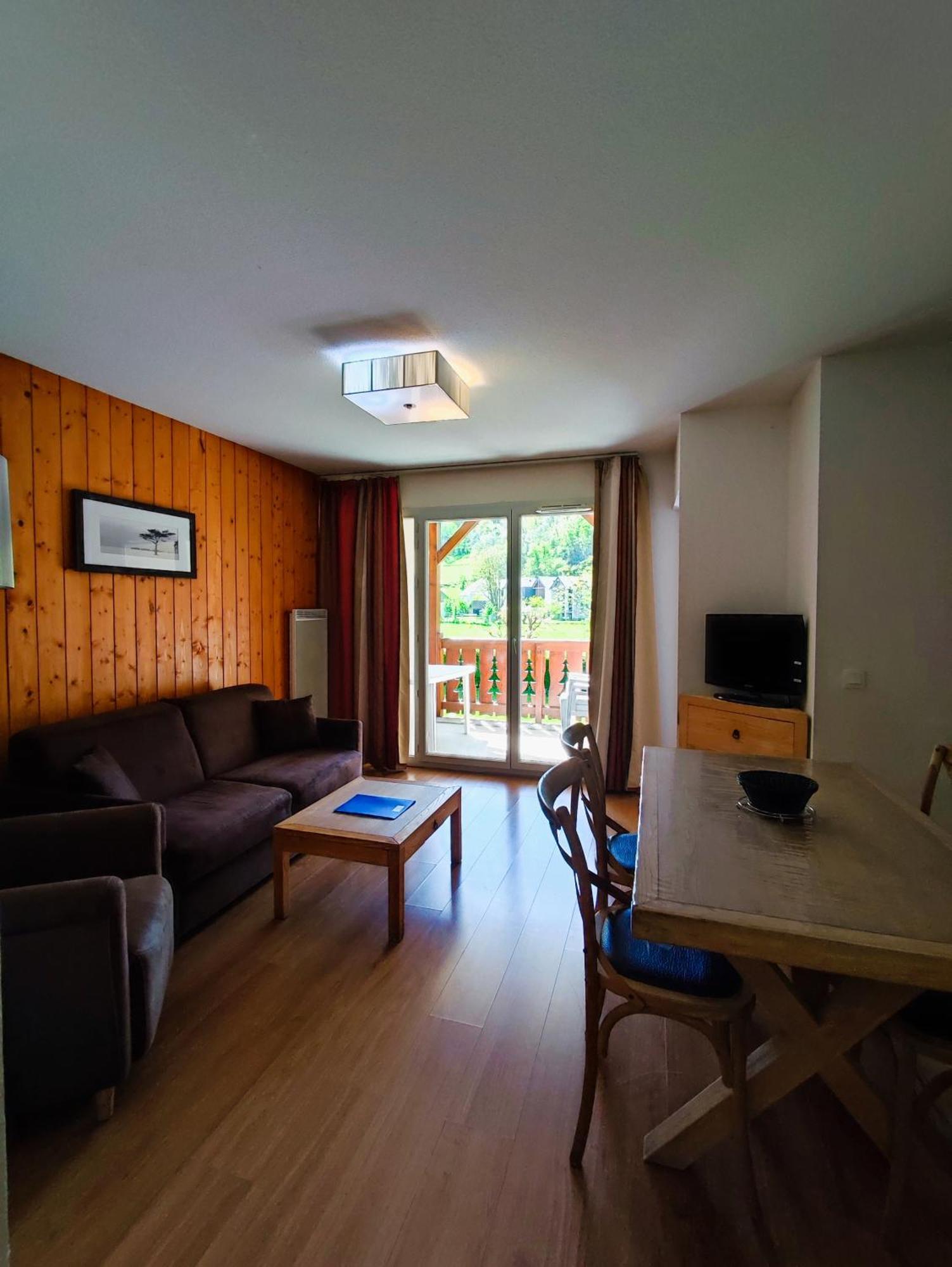 Classic Apartment,1618269828:JPEG