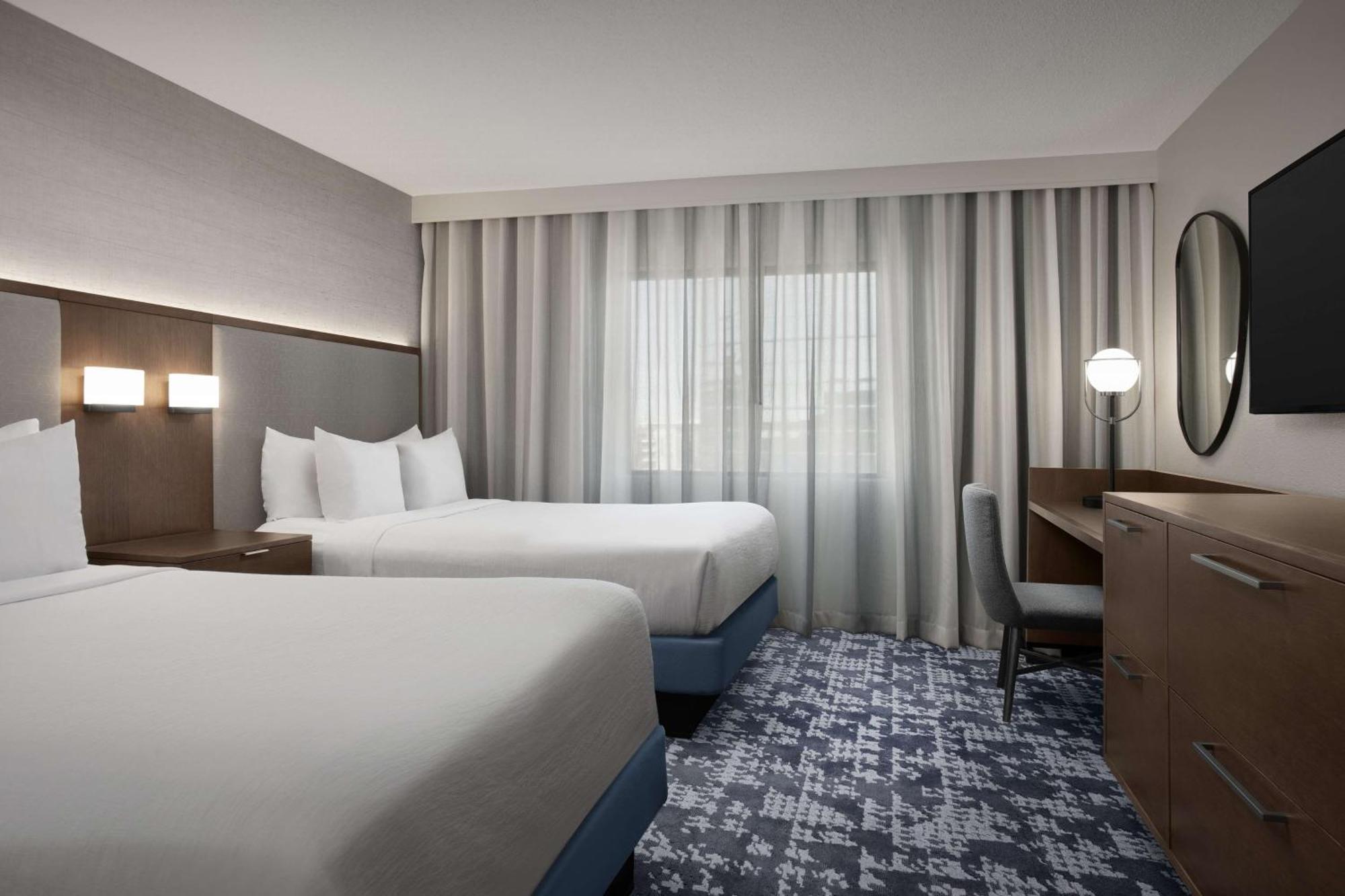 Suite Two Double Beds Non-Smoking
