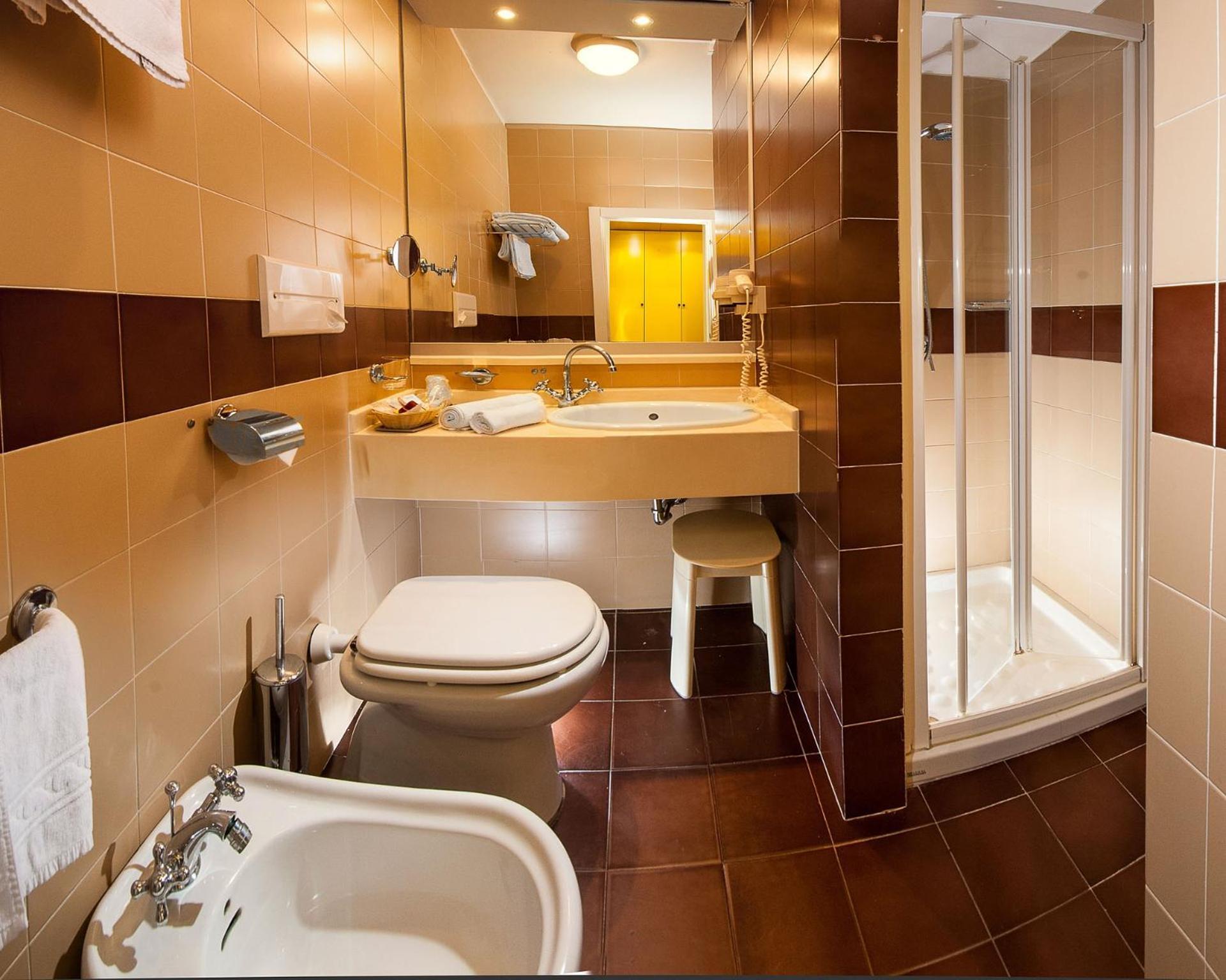 Standard Single Room