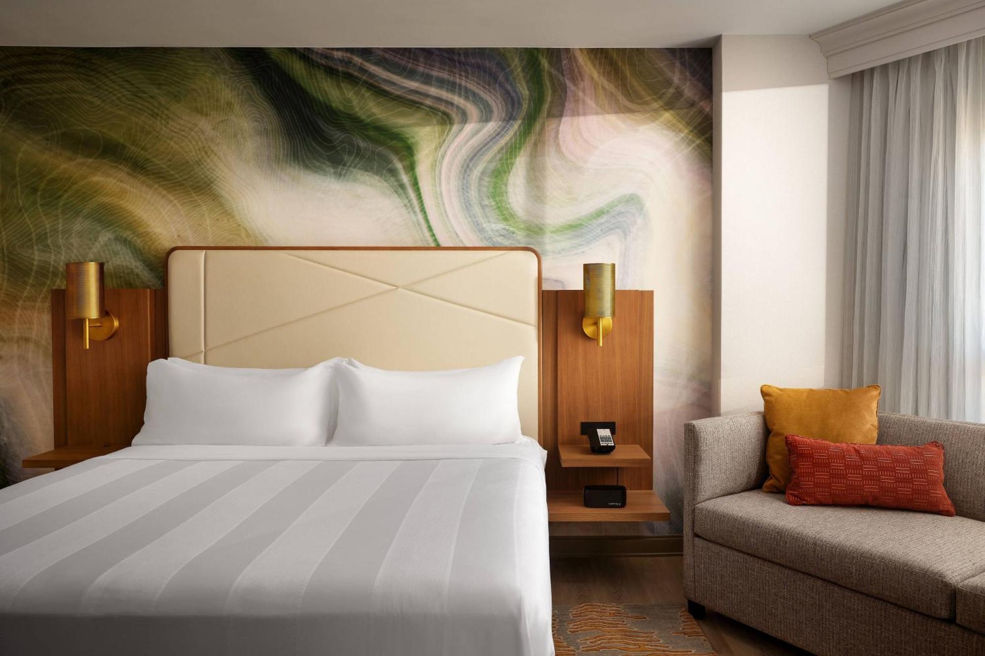 Standard King Room