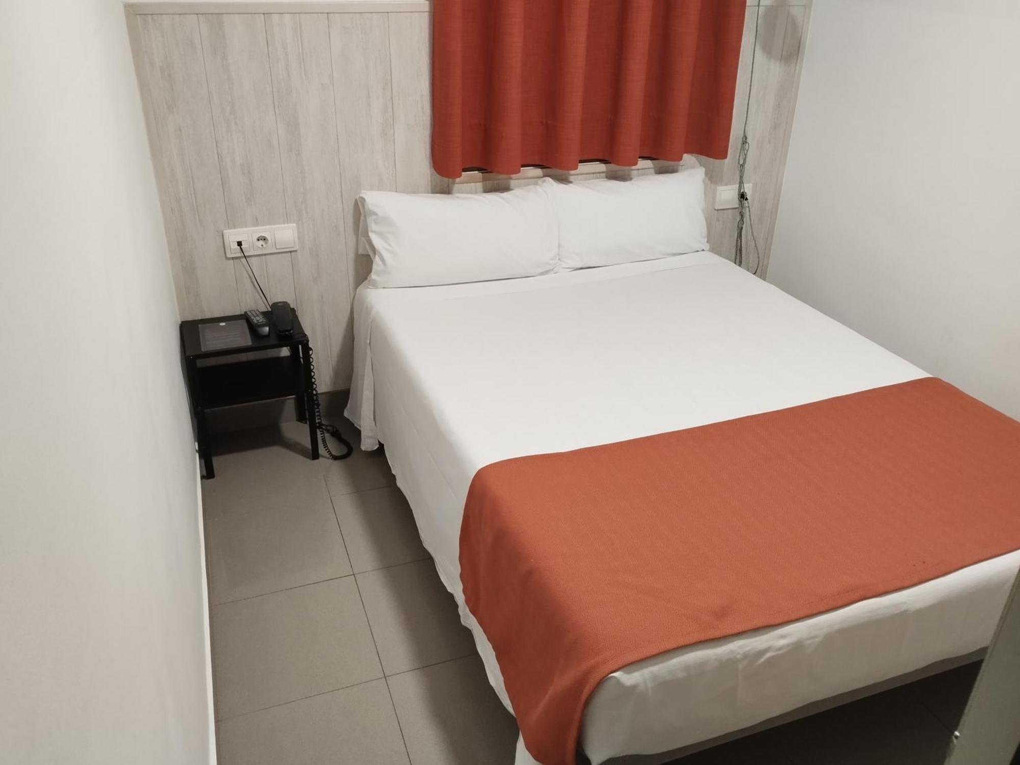 Economy Single Room,1618278108:JPEG