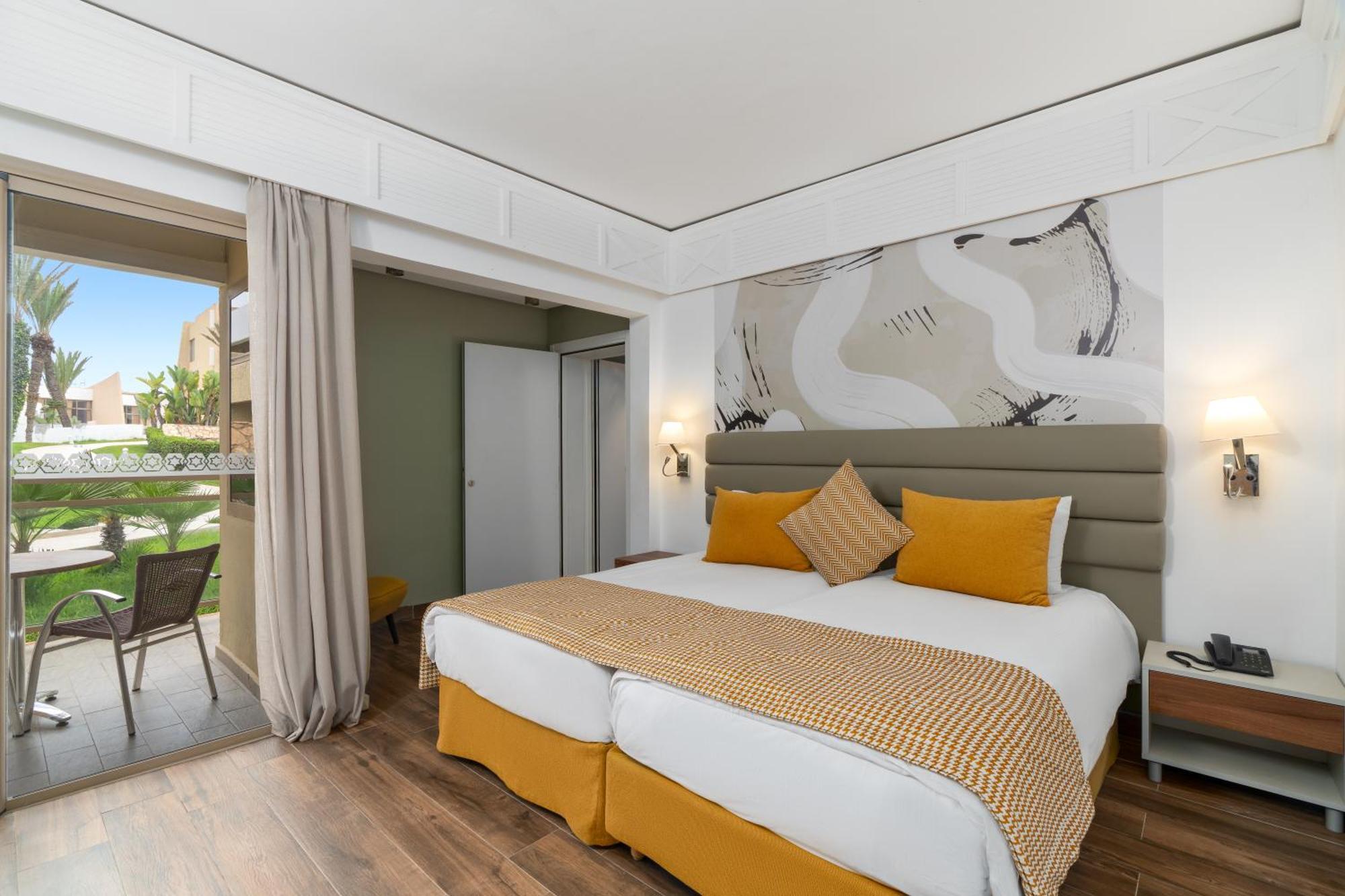 Family offer (2 adjoining rooms),1618278152:JPEG