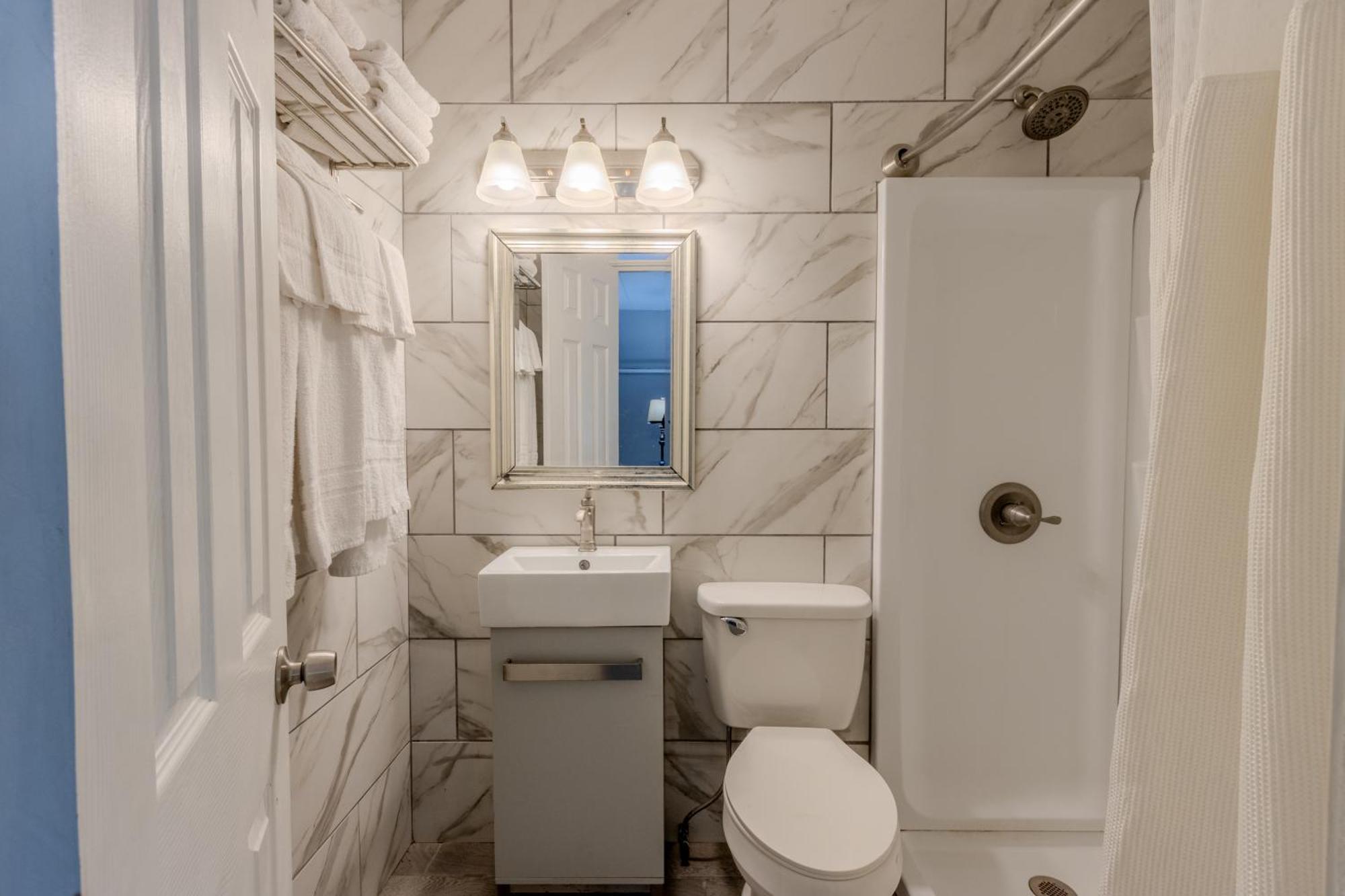Classic Quadruple Room,1618290457:JPEG