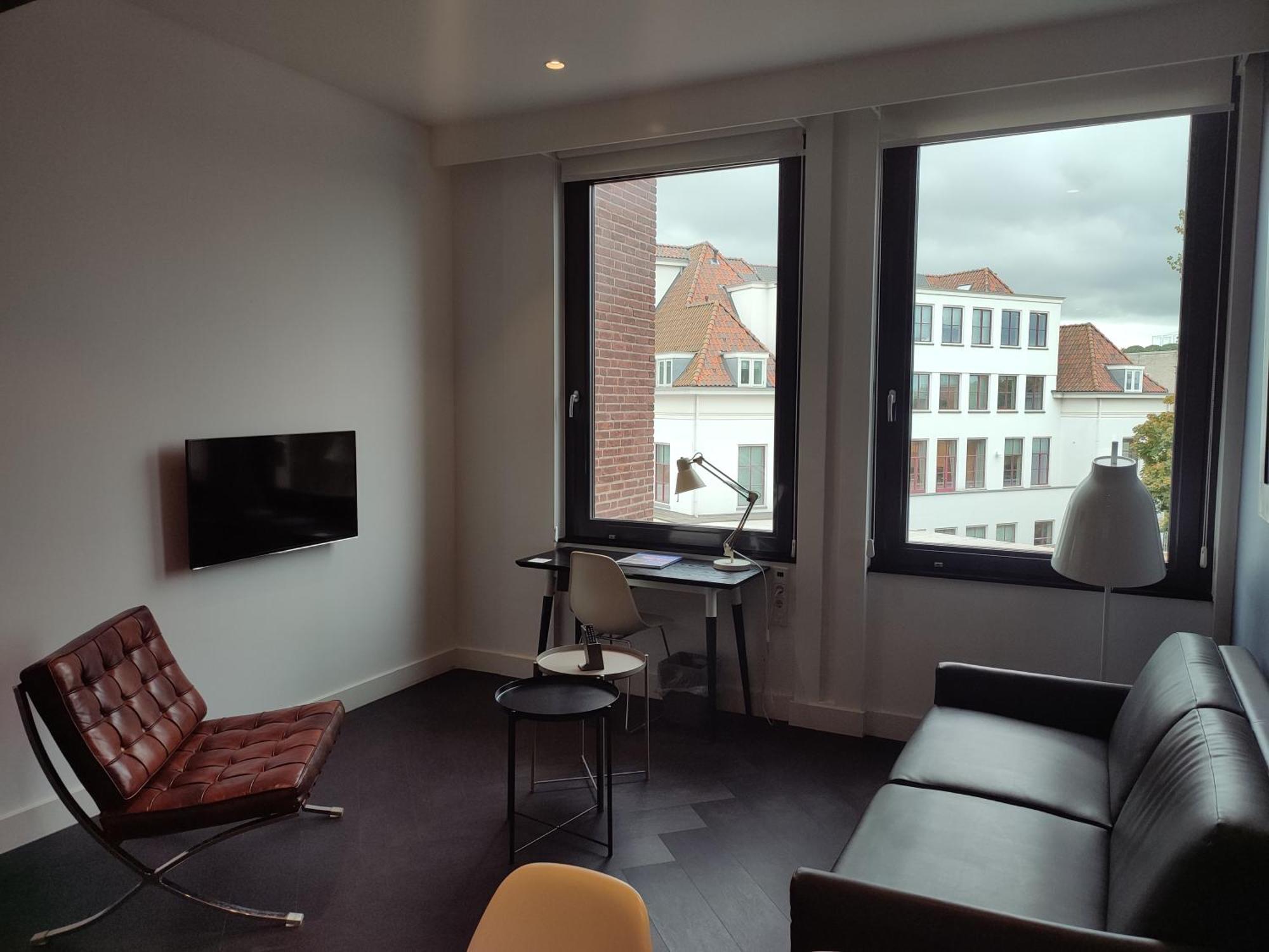 Deluxe Apartment