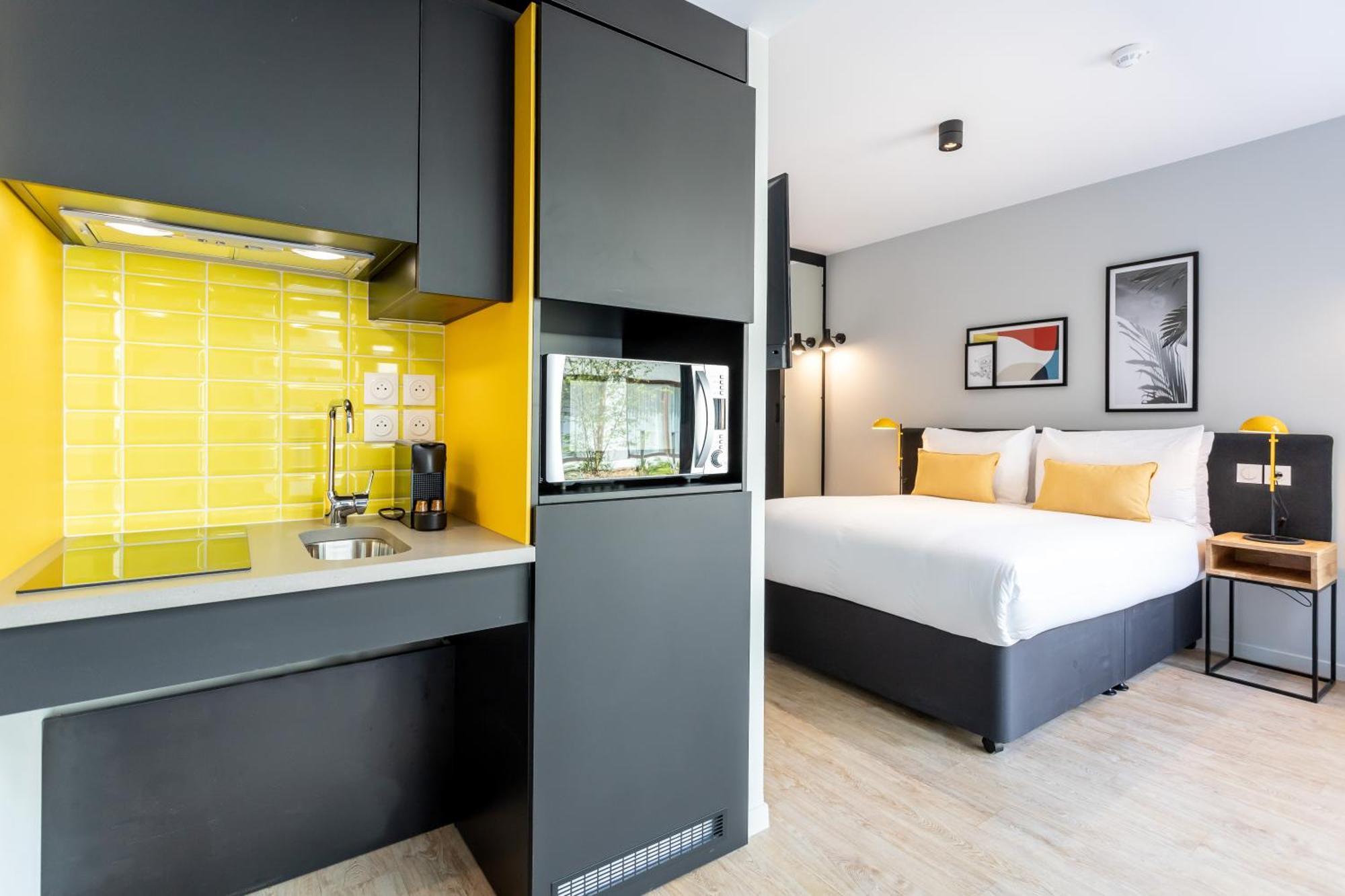 Studio Accessible Sleeps 2