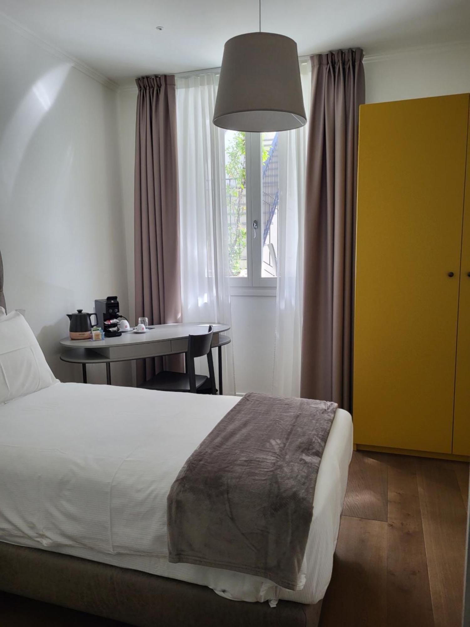 Single Room