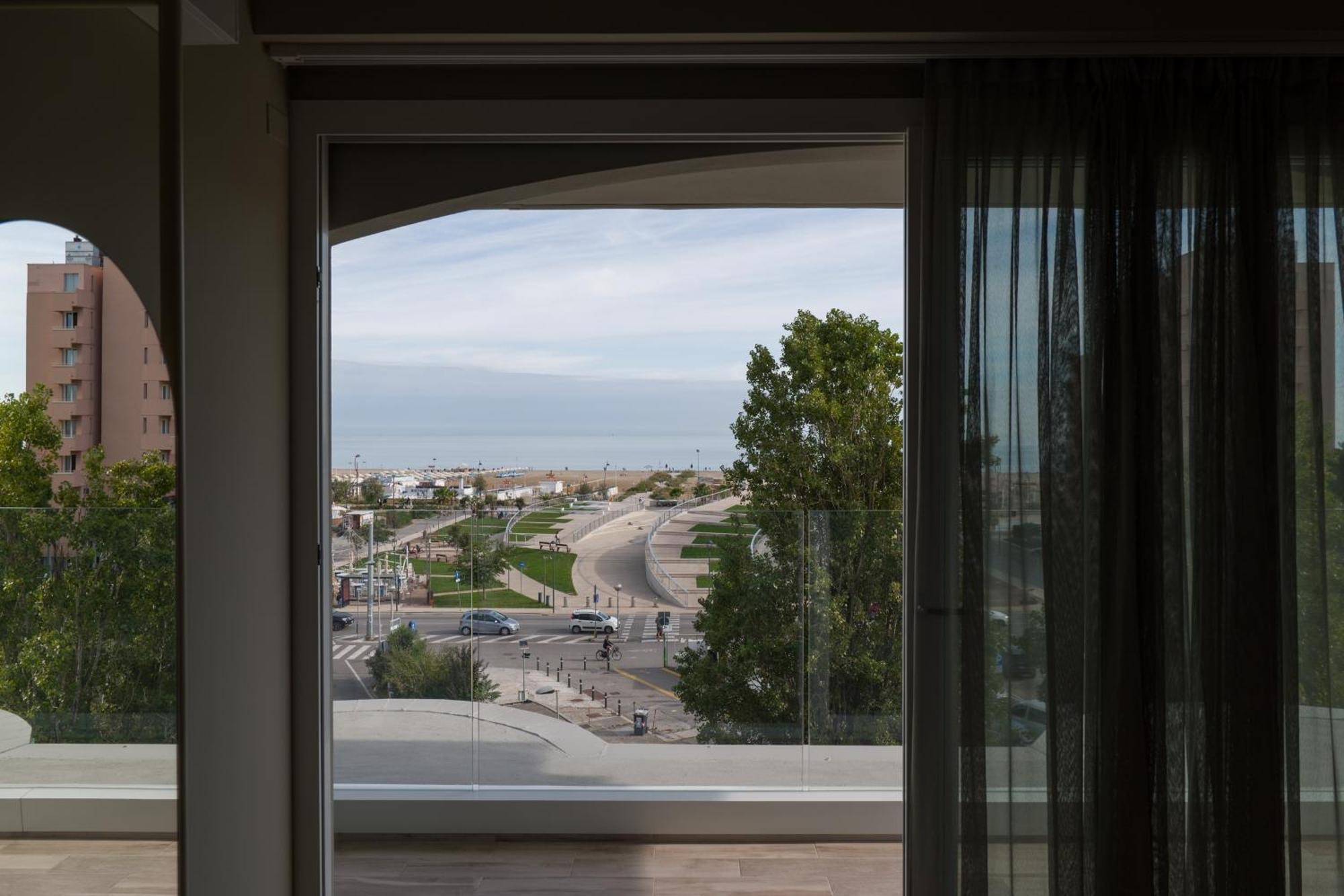 King Suite Sea View