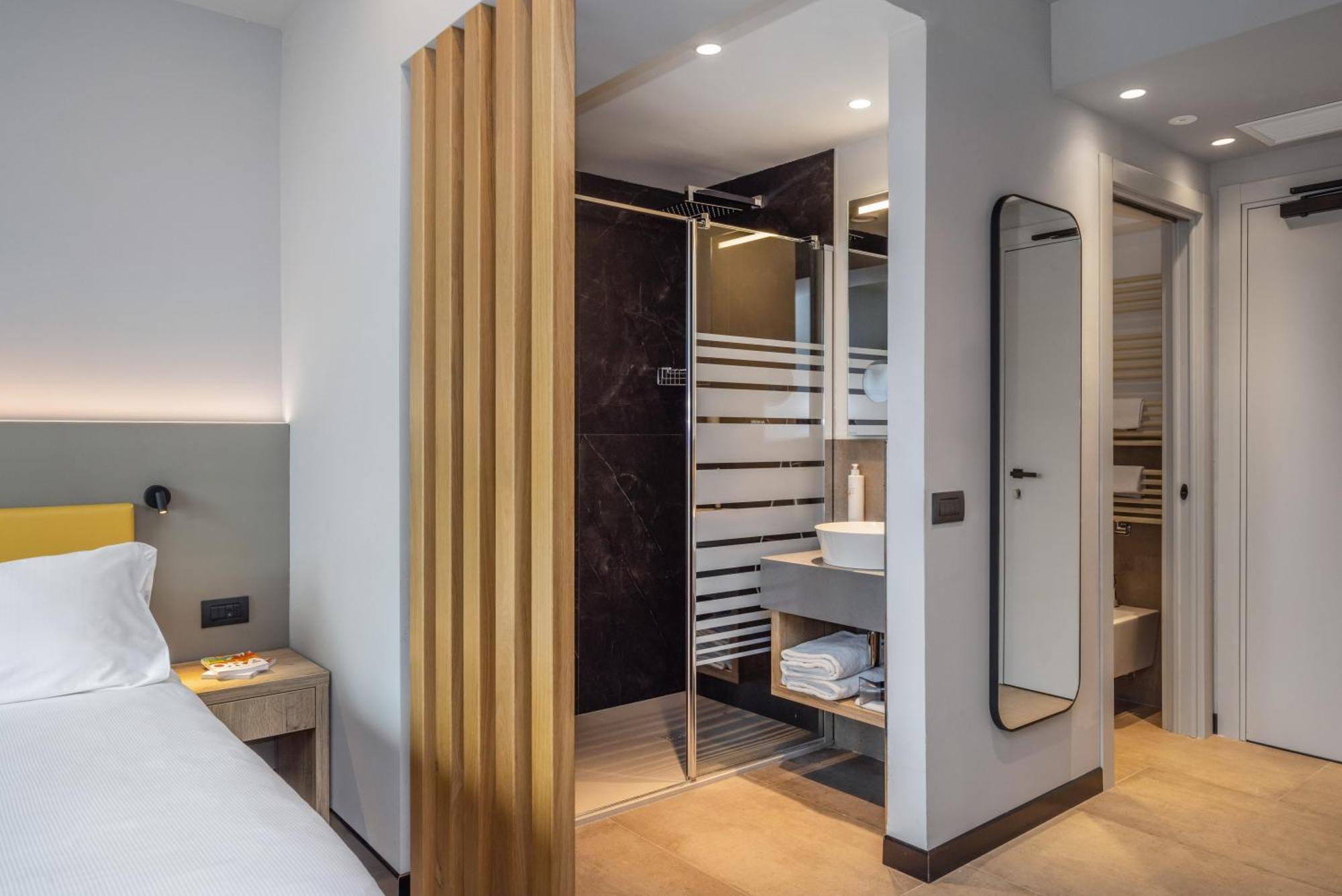 Deluxe Double Room Balcony