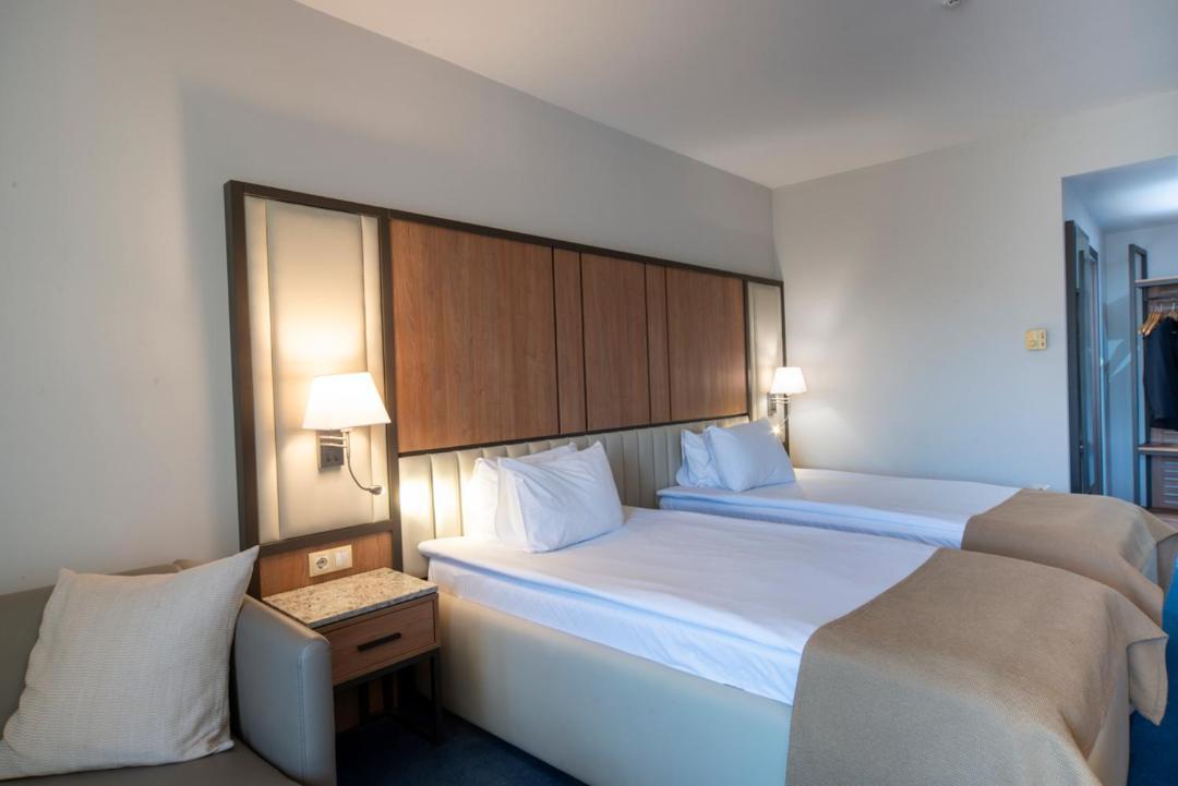 Triple Room,1619167761:JPEG