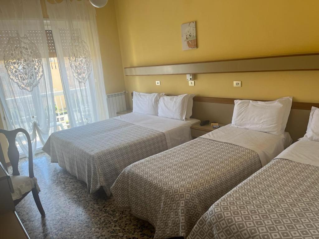 Premium Quadruple Room,1457899561:JPEG