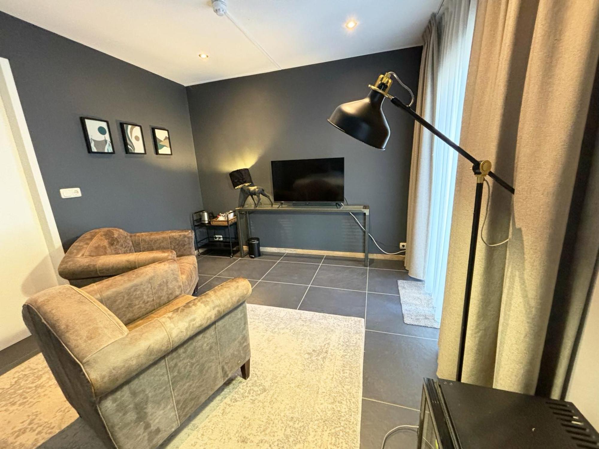 Family Room Bathroom