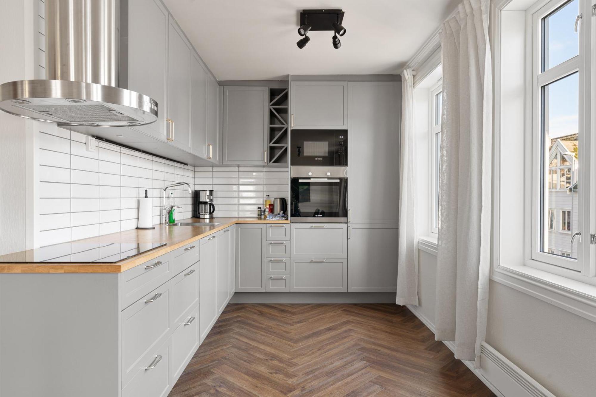 Deluxe Four Bedroom Apartment