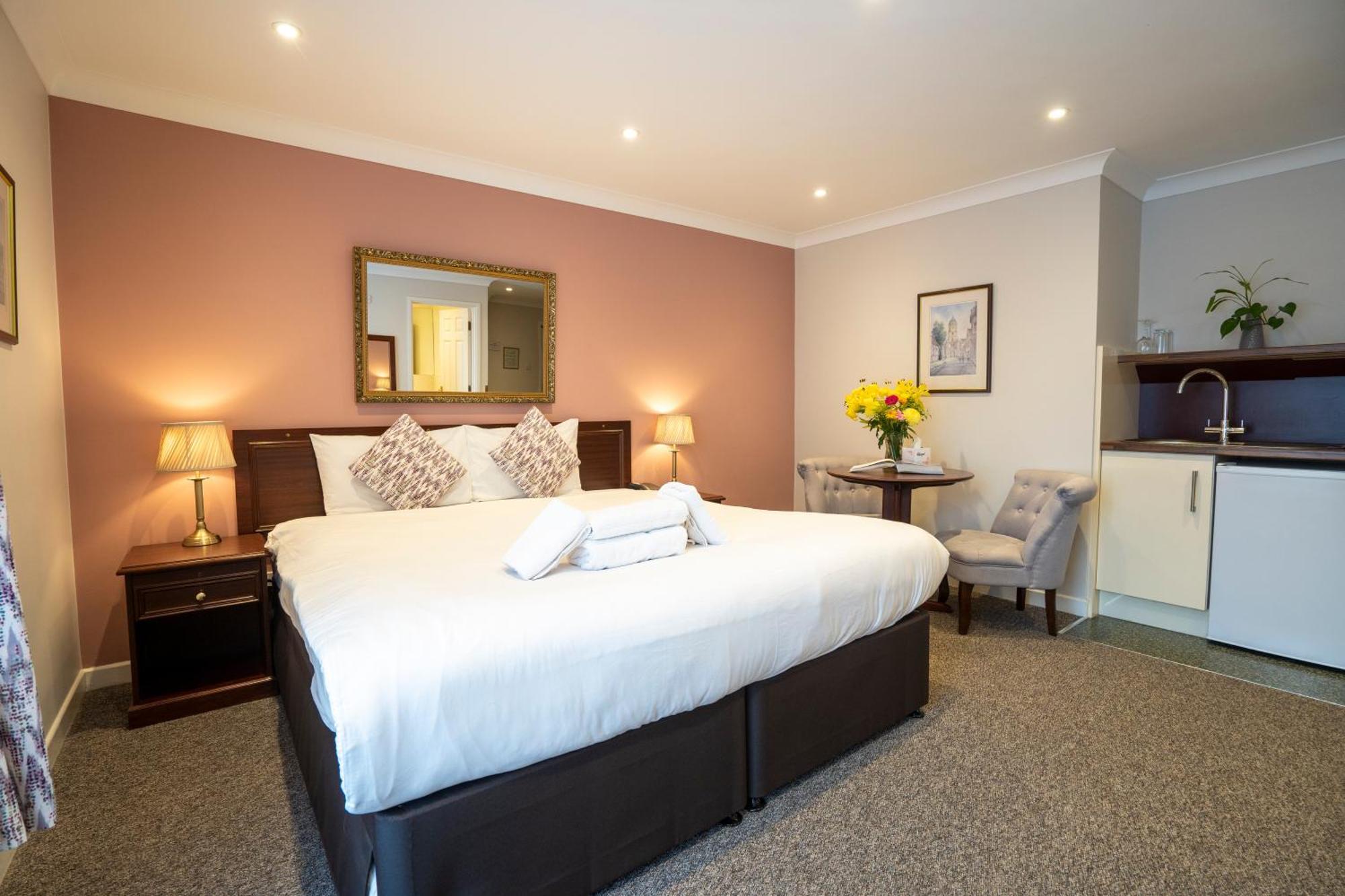 Superior Double Room Kitchenette