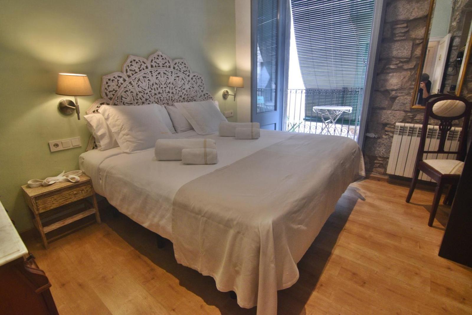 Double Room,1619762661:JPEG