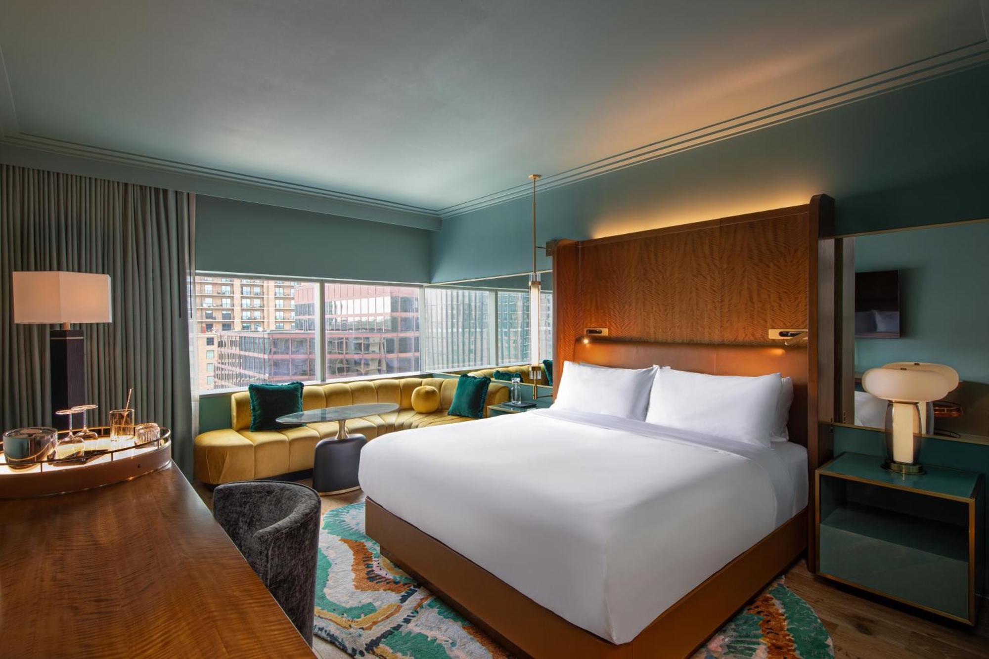Premier King Room