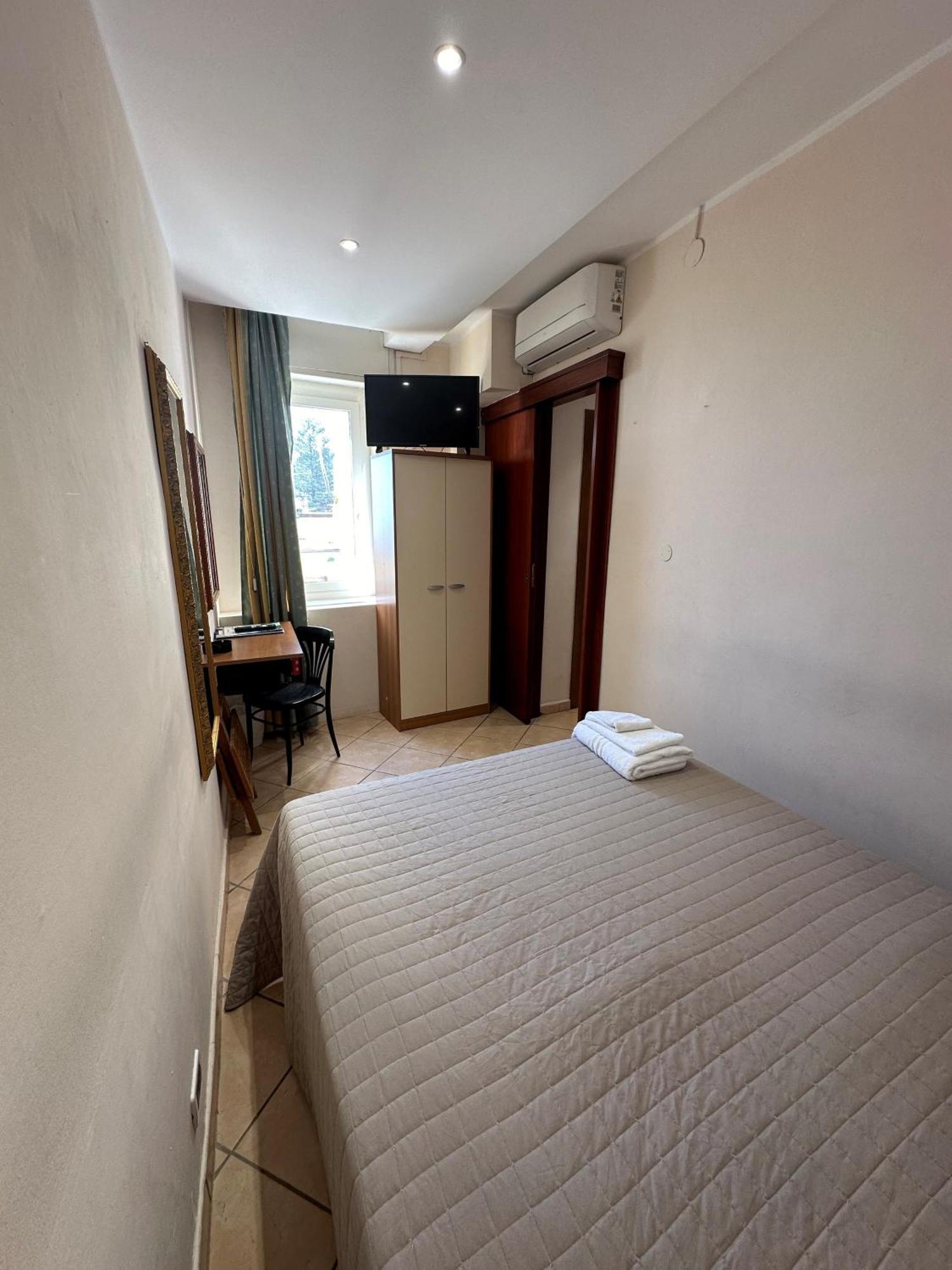 Single Room,1619765037:JPEG