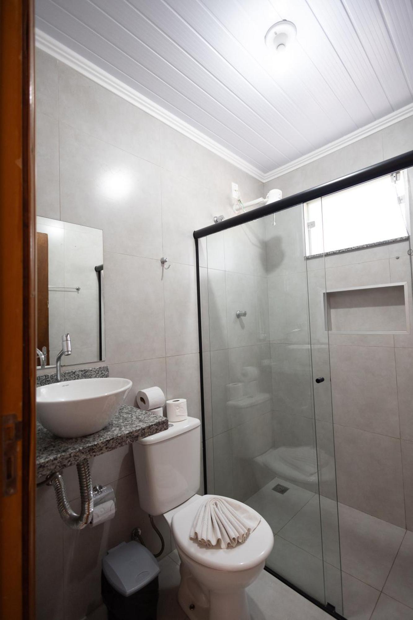 Basic Triple Room,1619775509:JPEG