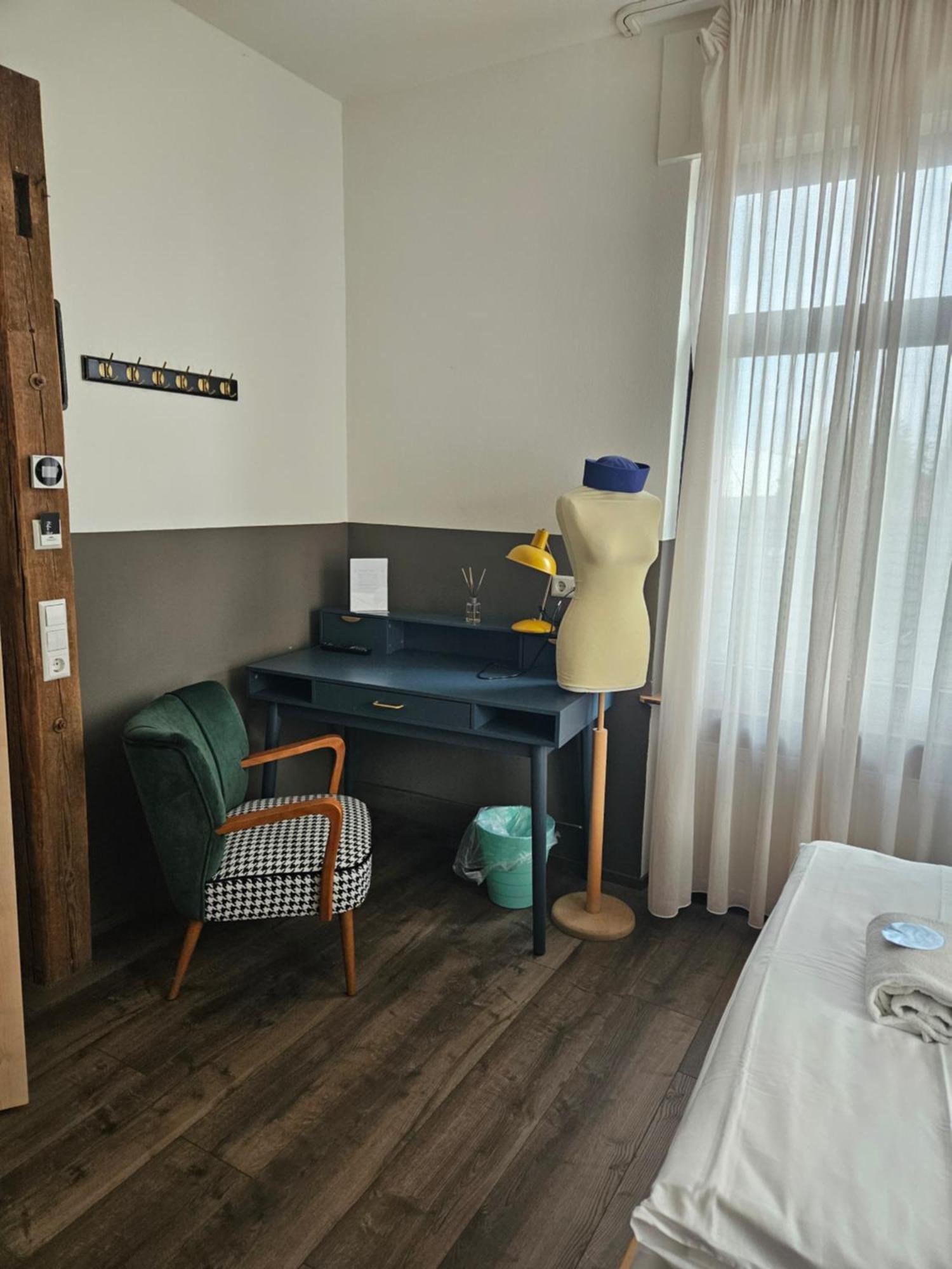 Basic Triple Room