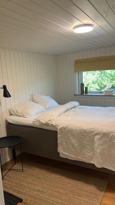 Single Room Smoking