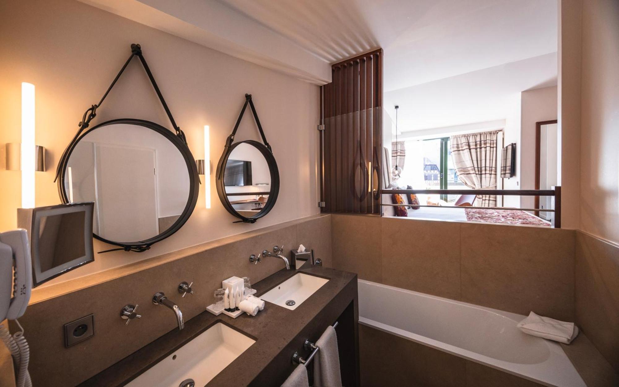 Junior Suite Balcony,1620198955:JPEG