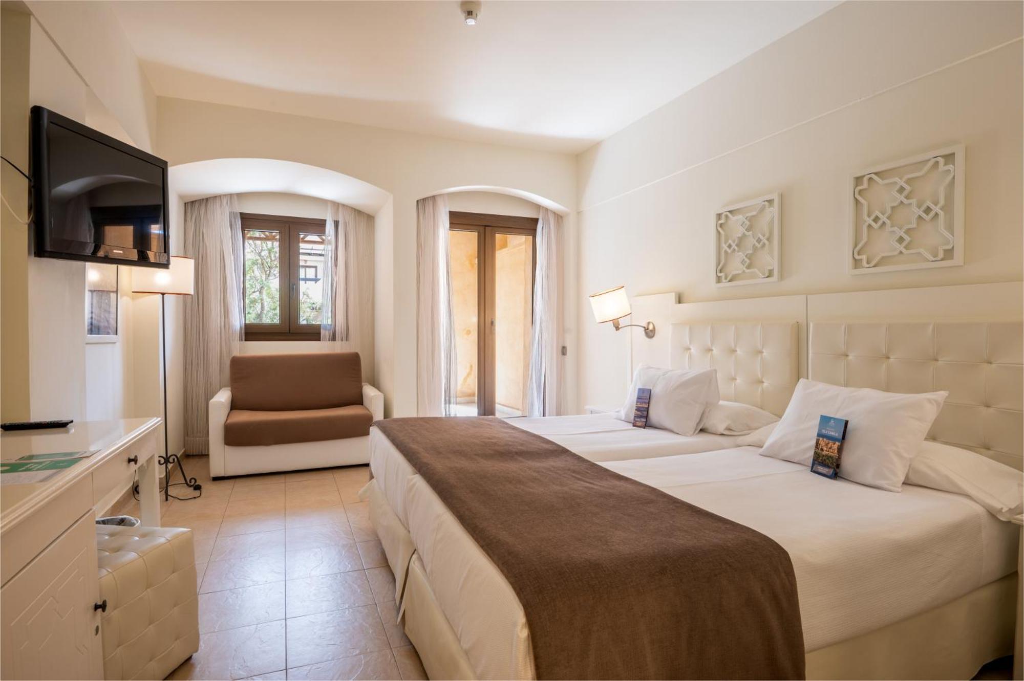 Double or Twin Room Sea View