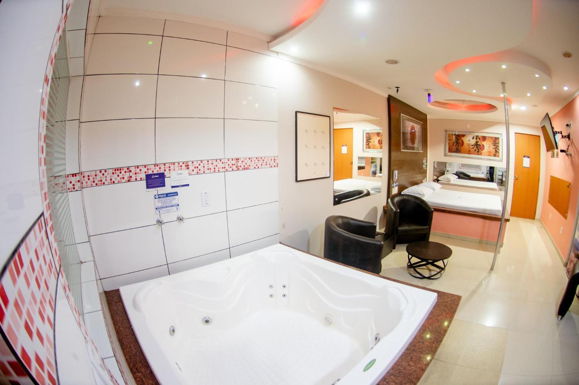 Queen Suite