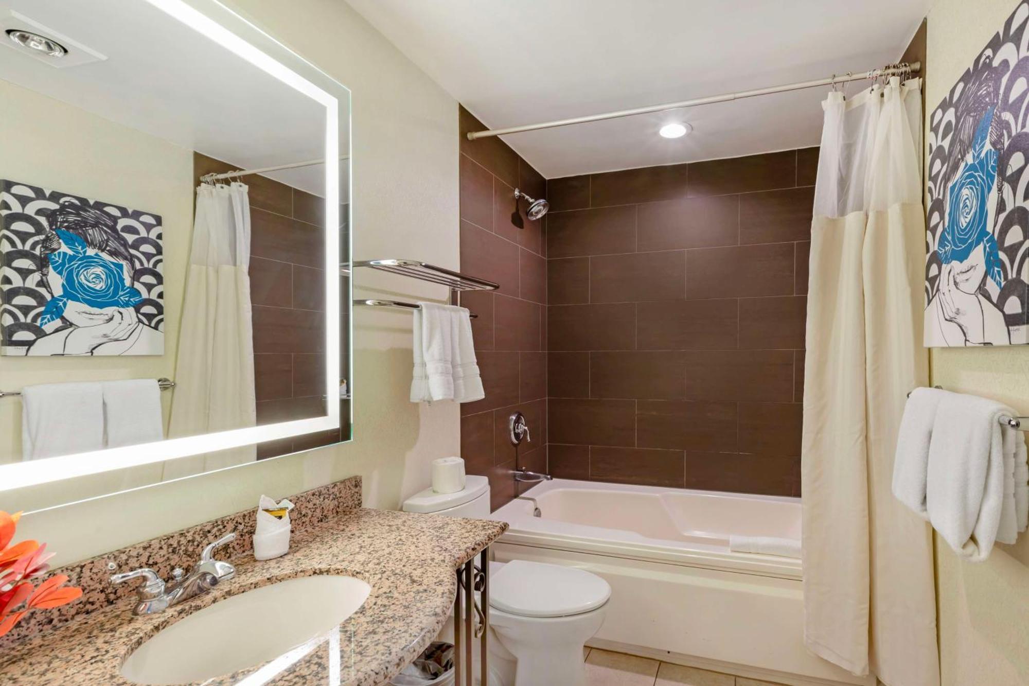 King Room Jacuzzi,1620590253:JPEG