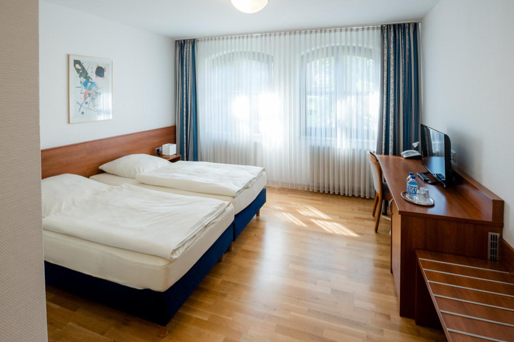 Double Room,1620591243:JPEG