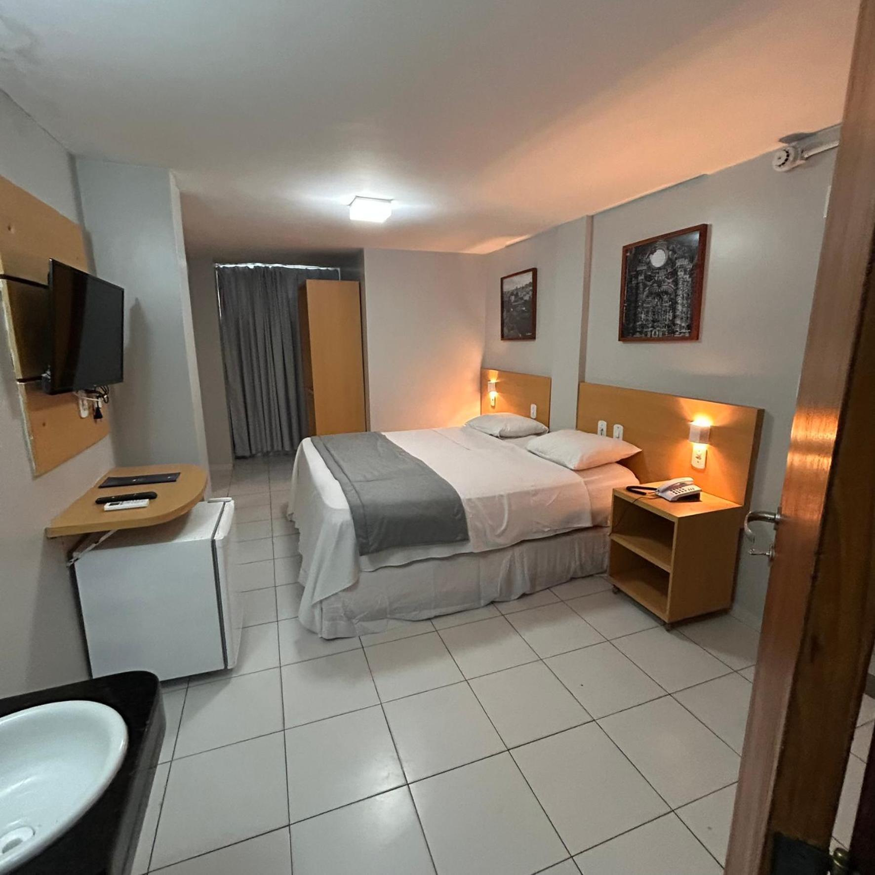 Double or Twin Room Disability Access,1620593094:JPEG