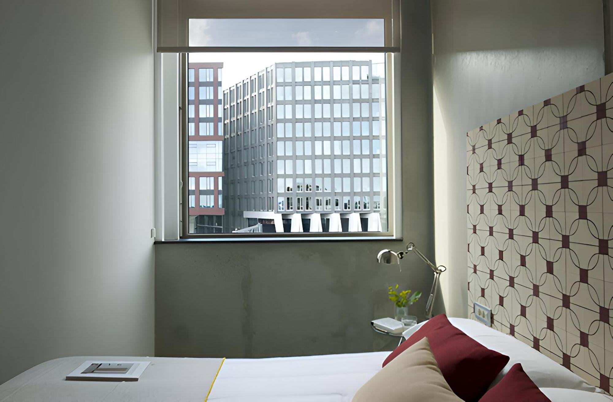 Two-Bedroom Apartment City Side