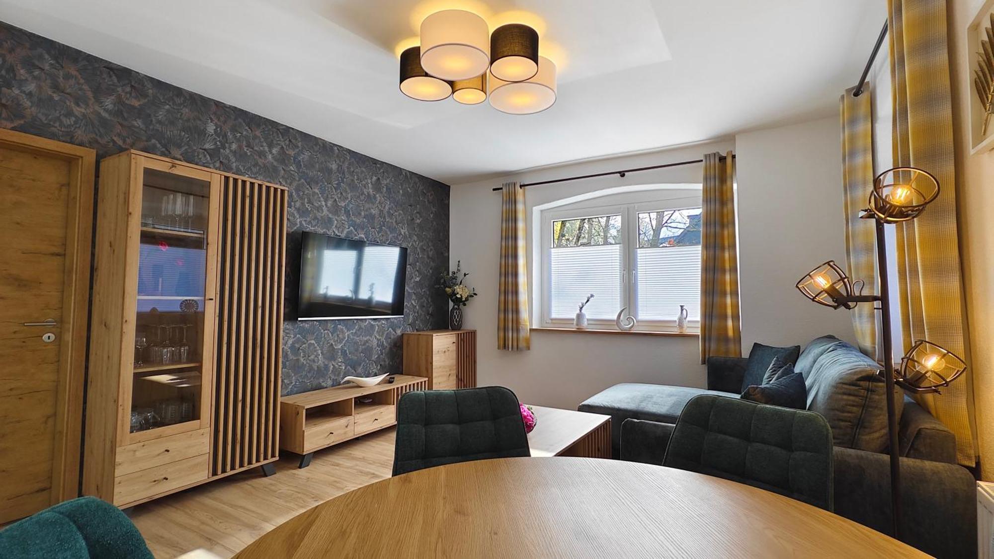 Two-Bedroom Suite,1620979747:JPEG