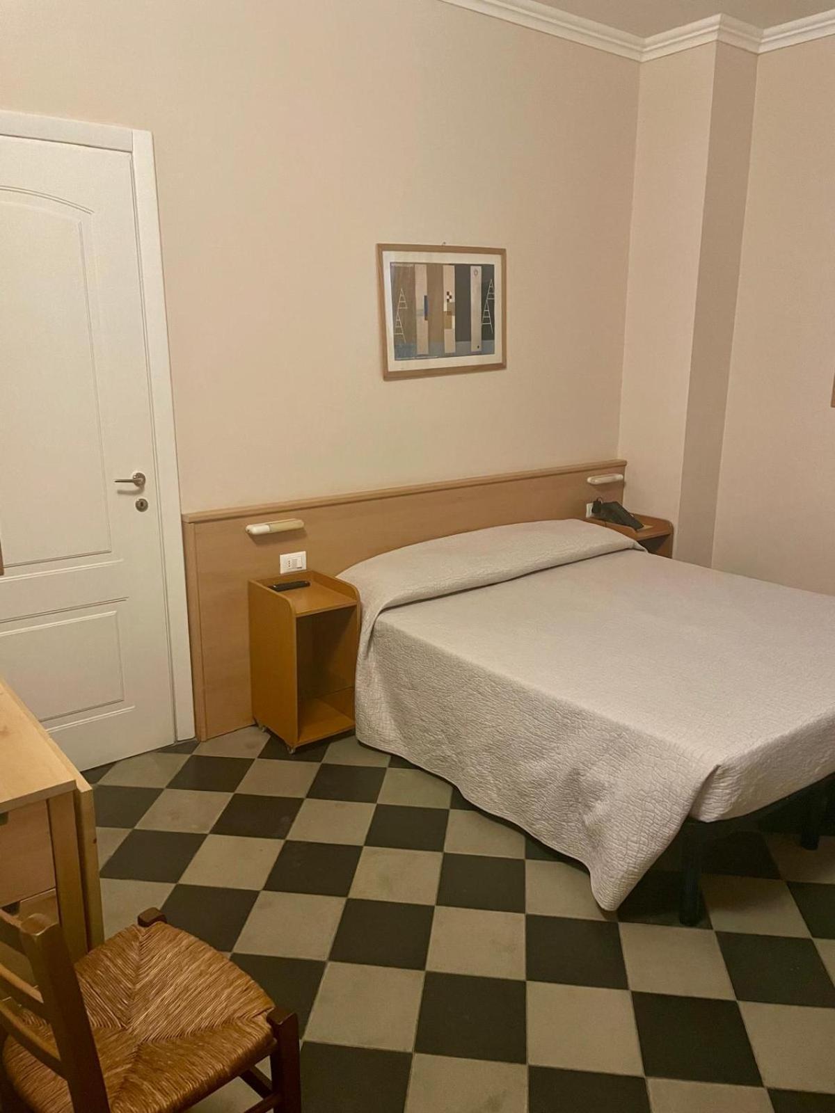 Single Room,1620981398:JPEG