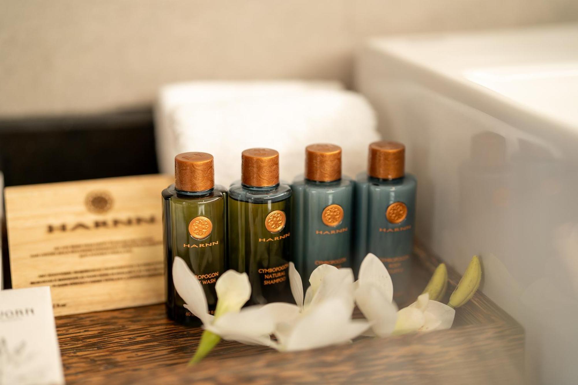 Suite Familiale Côté Colline avec Baignoire et Terrasse