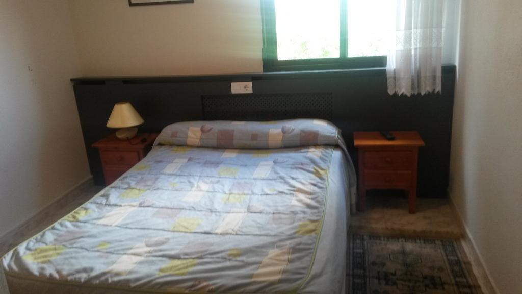 Single Room,132763635:JPEG