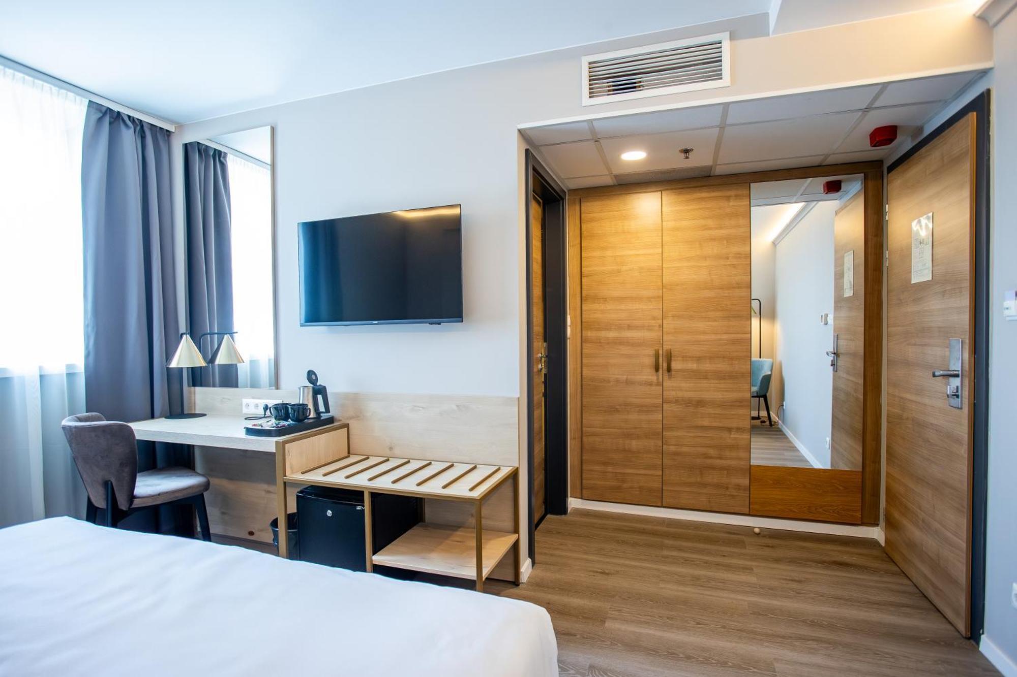 Standard Twin or Double Room