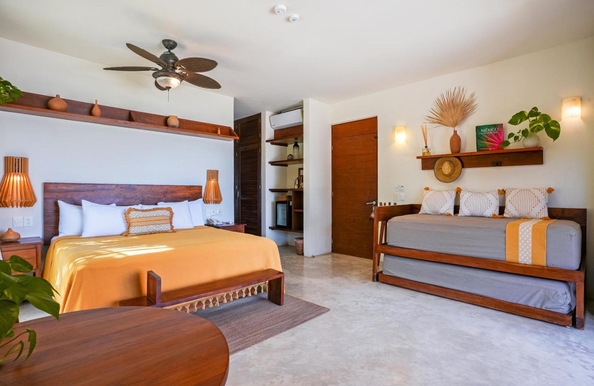 Beachfront ground floor Suite Plunge pool,1622097296:JPEG