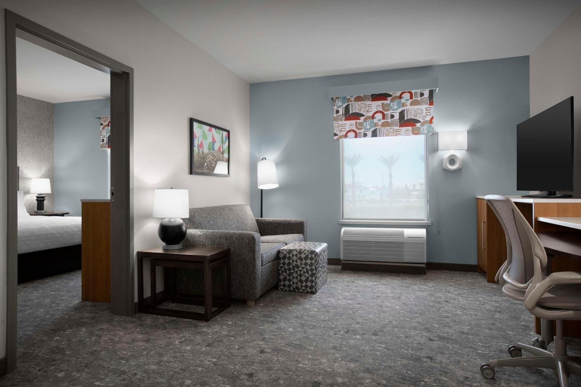 One-Bedroom King Suite Hearing Accessible,1622119806:JPEG