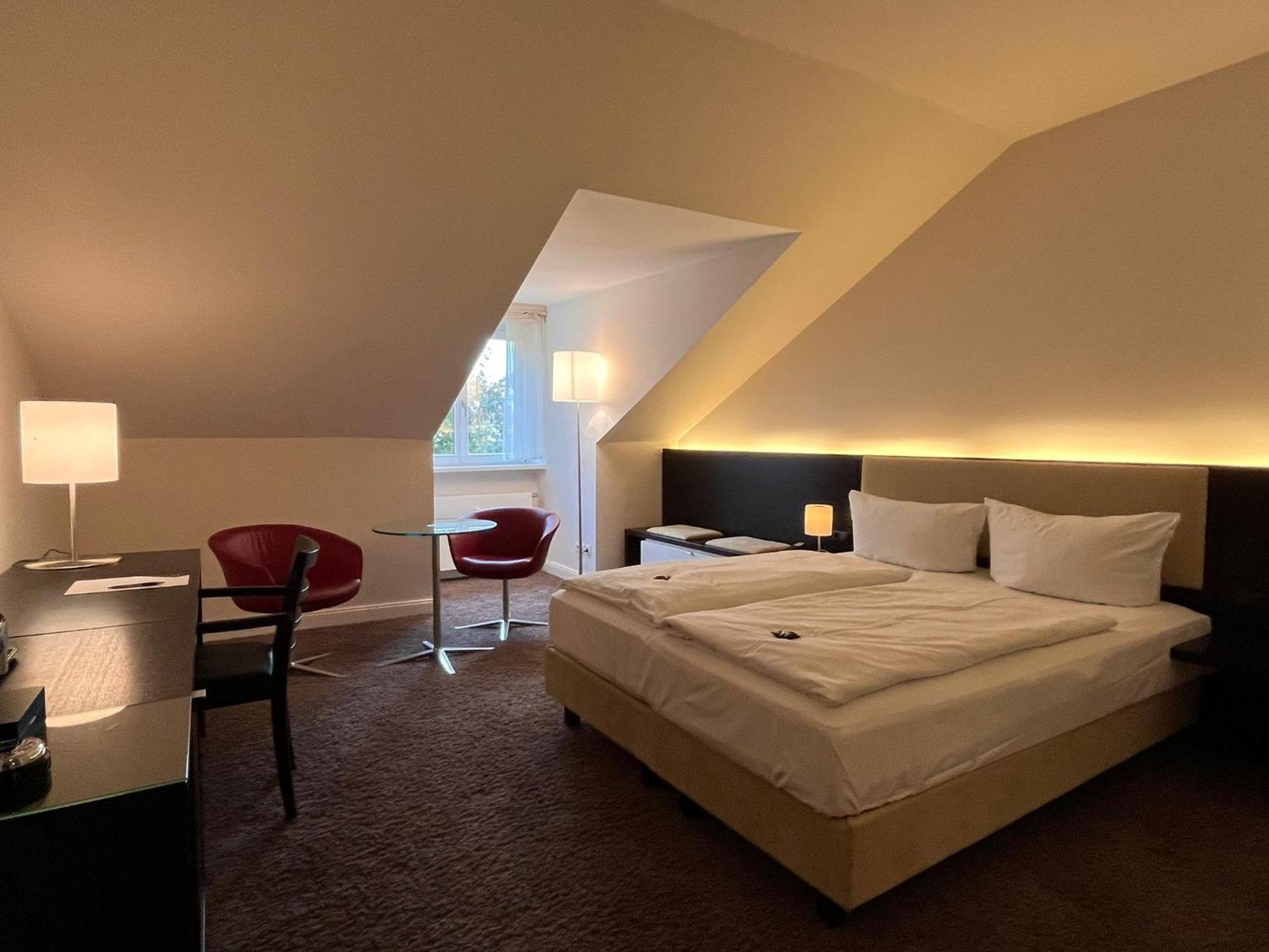 Large Double Room