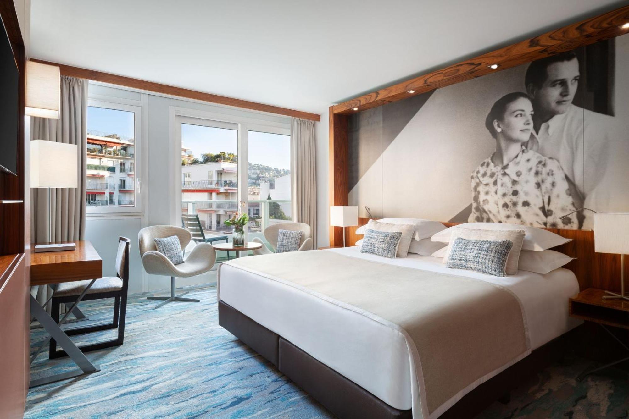 Deluxe Room City View