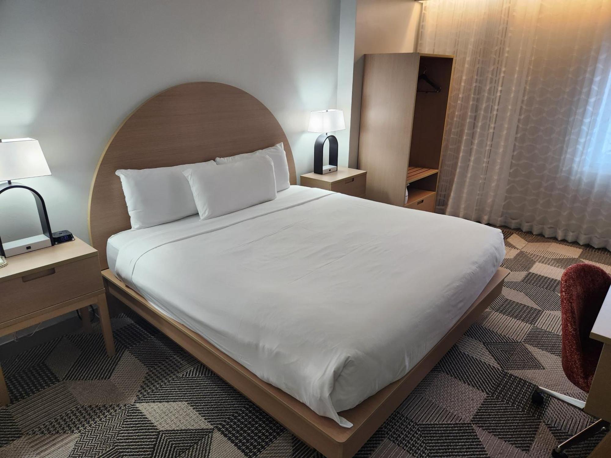 Standard King Room,1622869599:JPEG