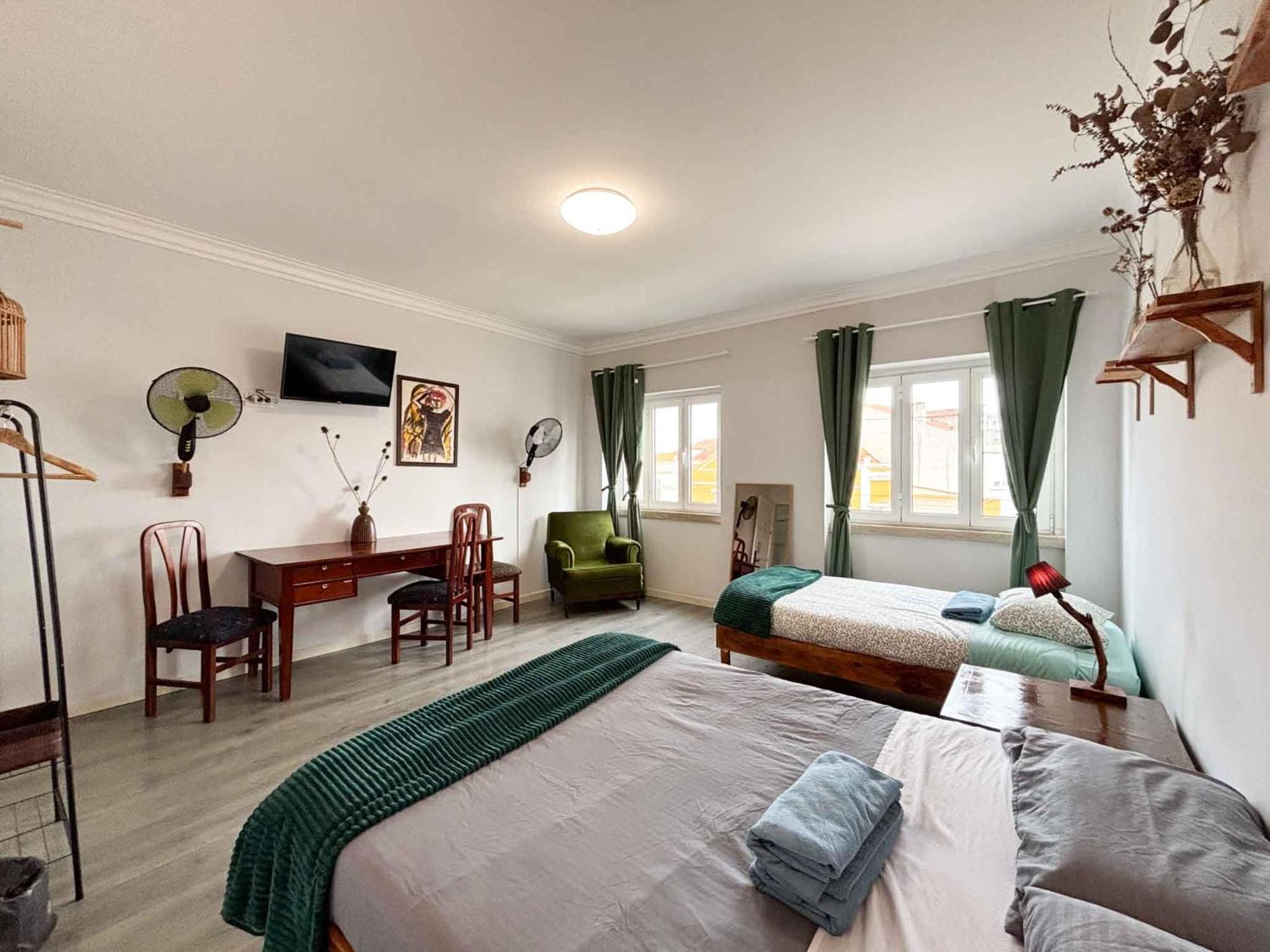 Triple Room,1623071438:JPEG