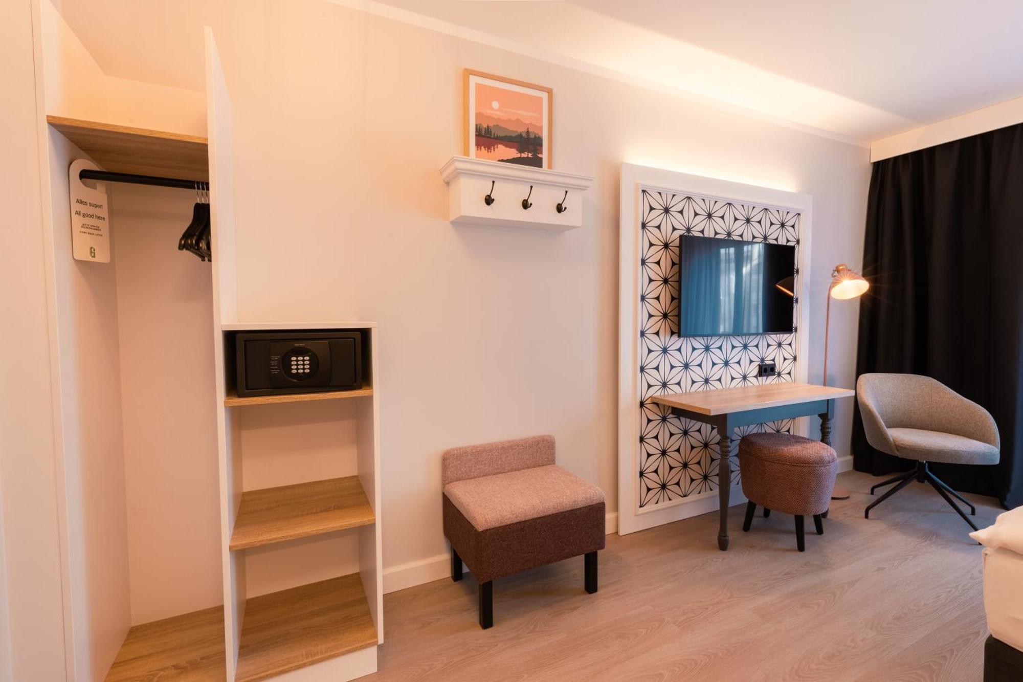 Standard Queen Room Up to Three Adults